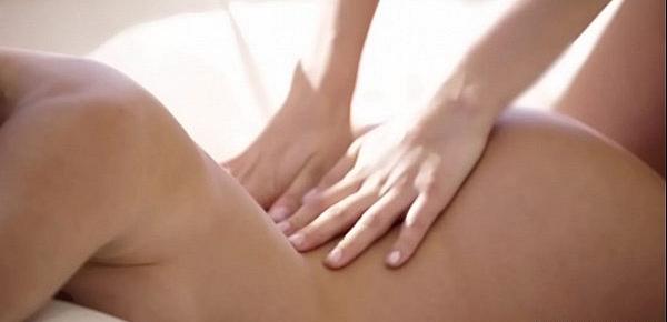  Massage my super hot boss! -Nikki Knightly, Kat Dior
